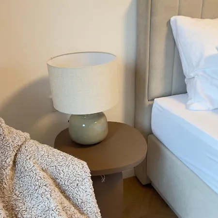 Dom wakacyjny Gaestehaus Im Gruenen *